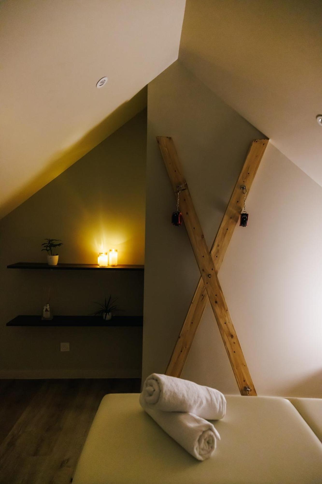Eden Room - Luxe, Balneo & Sauna لو مان المظهر الخارجي الصورة
